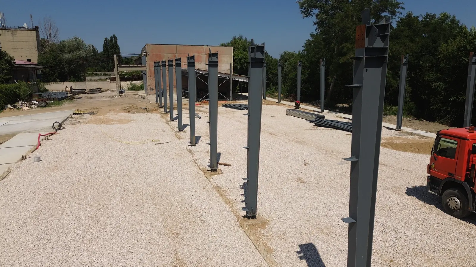 1568 m² — or. Vatra