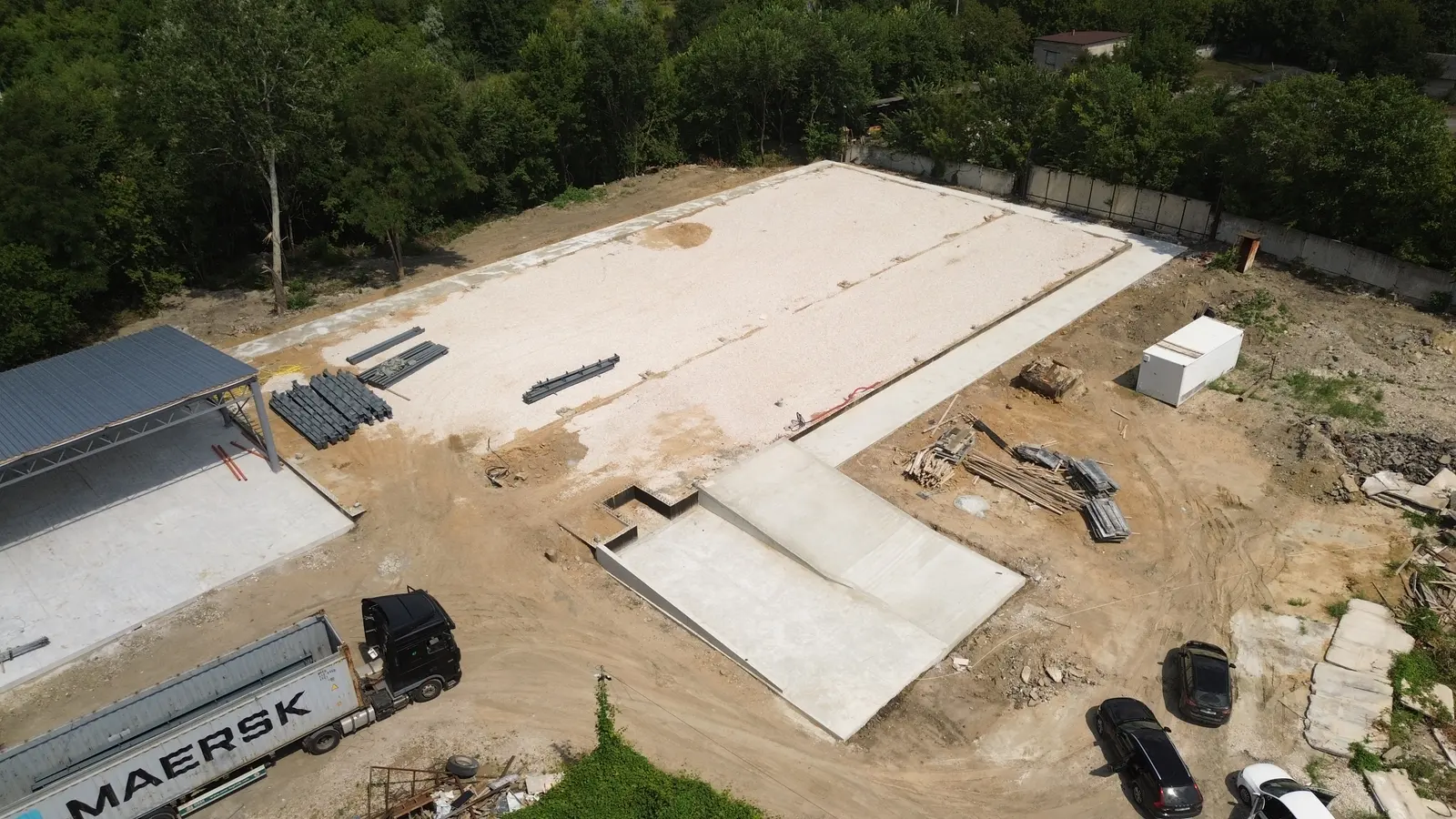1568 m² — or. Vatra