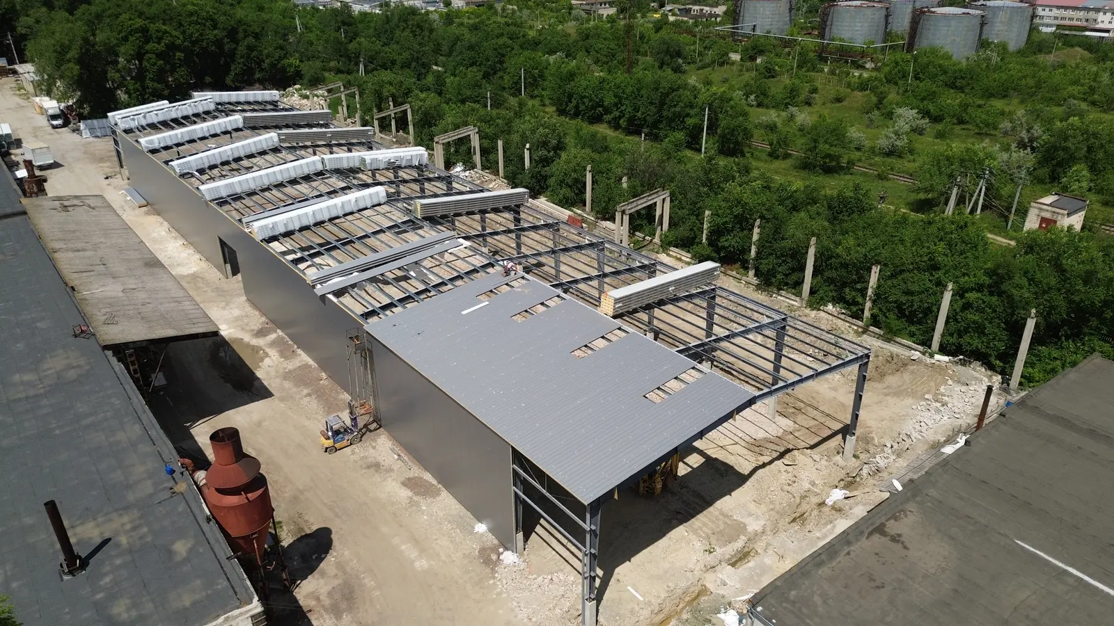 2112 m² — Sîngera