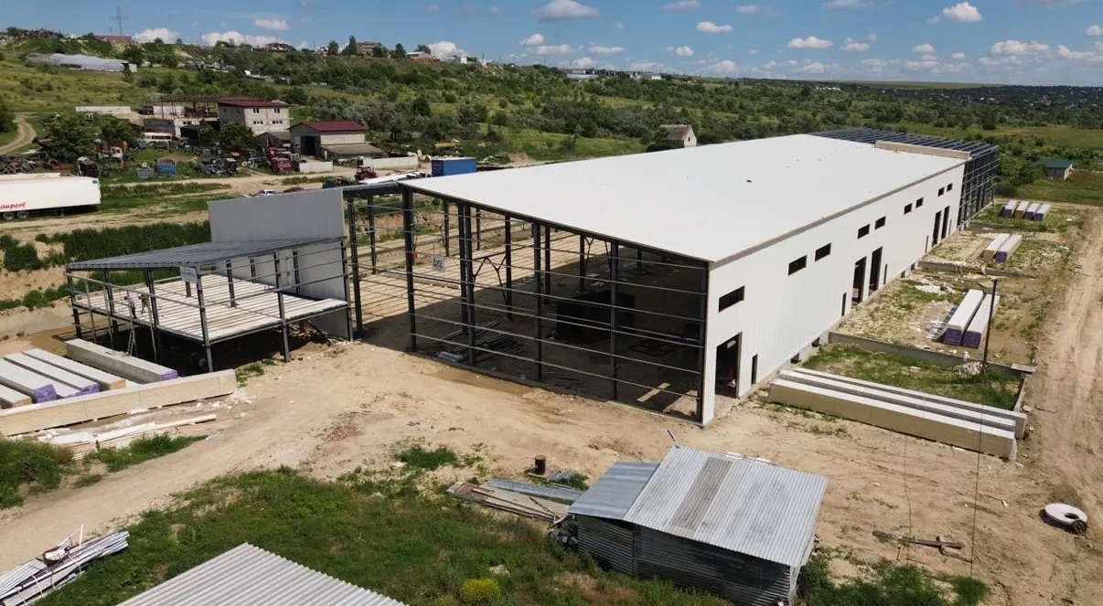 6000 m² — Chișinău, 214 Uzinelor St